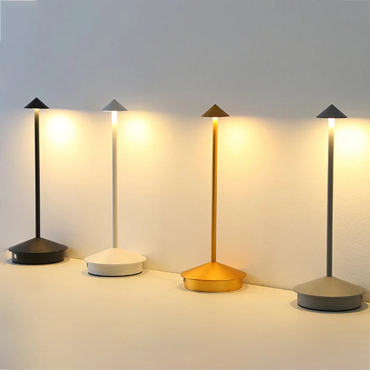 Luminária de mesa LED recarregável com sensor de toque. 3 temperaturas de cor e ajuste contínuo de intensidade.