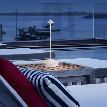 Luminária de mesa LED recarregável com sensor de toque. 3 temperaturas de cor e ajuste contínuo de intensidade.