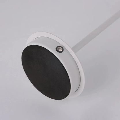 Luminária de mesa LED recarregável com sensor de toque. 3 temperaturas de cor e ajuste contínuo de intensidade.